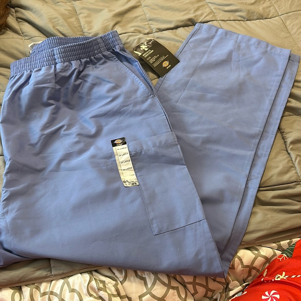 BRAND NEW DICKIES SCRUB BOTTOMS